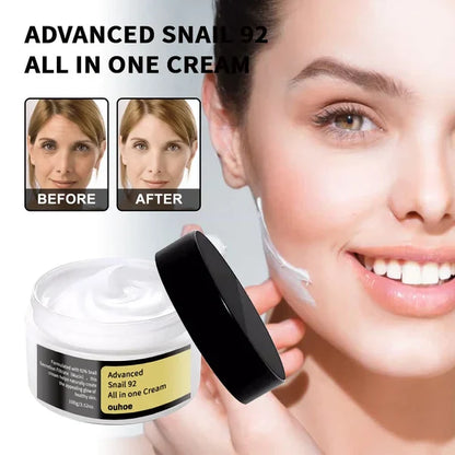 GREEVENER KOREAN SNAIL COLLAGEN LIFTING FIRMING CREAM